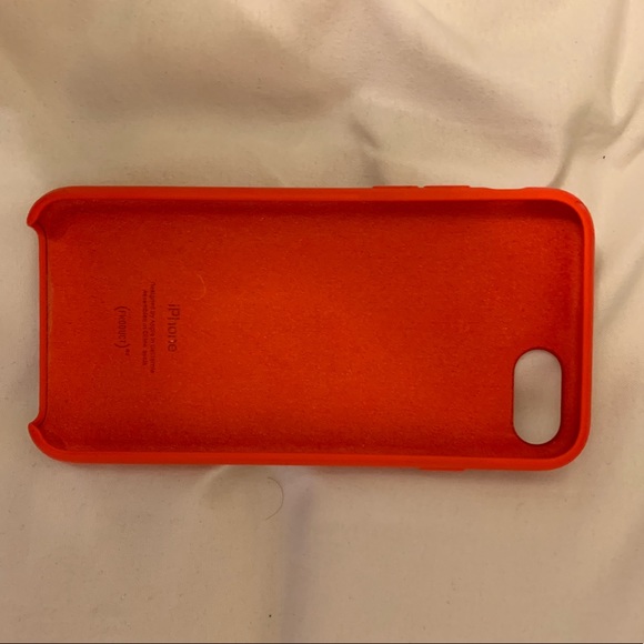 iPhone 7/8 silicone apple case - Picture 2 of 3